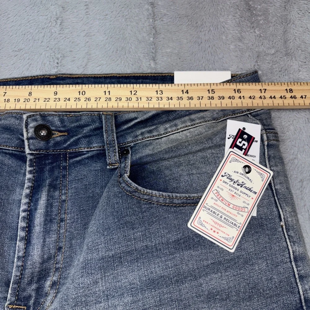 Flag And Anthem Premium Denim Jeans Slim Straight Springville Wash NWT‎  33x30